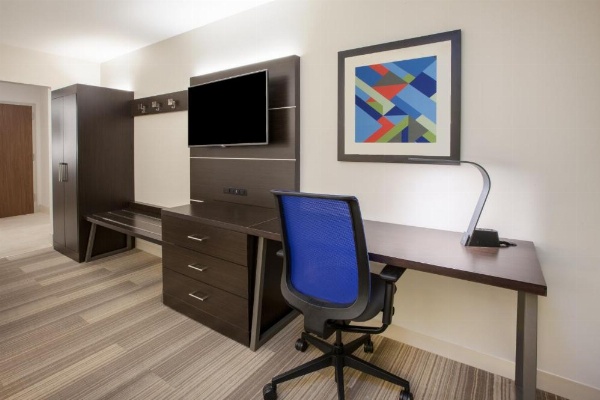 Holiday Inn Express & Suites Asheville Downtown, an IHG Hotel image 27