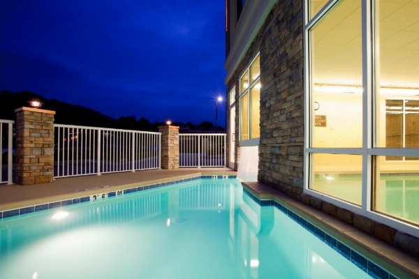 Holiday Inn Express & Suites Asheville Downtown, an IHG Hotel image 30